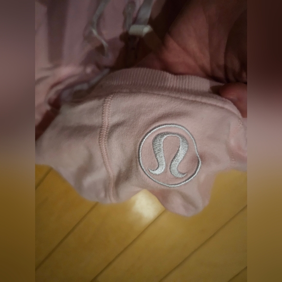 Lululemon wear with all jacket brand new with tags - Picture 3 of 7